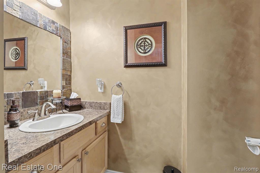 855 Island Lake Drive, Oxford, MI 48371 — Photo 15
