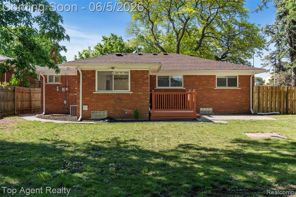 29492 Geraldine Drive, Warren, MI 48093 — Photo 34