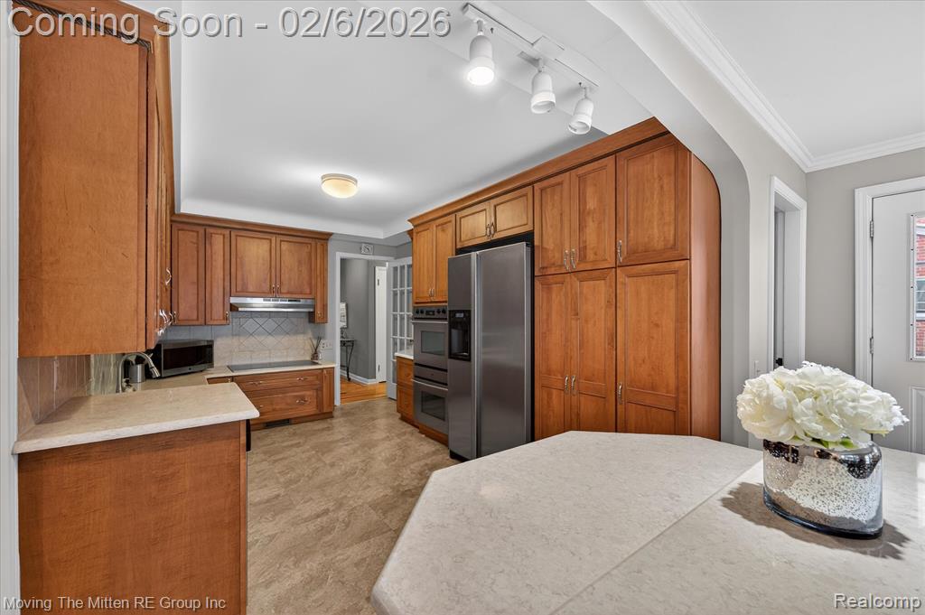 351 Ridgemont Road, Grosse Pointe Farms, MI 48236 — Photo 11