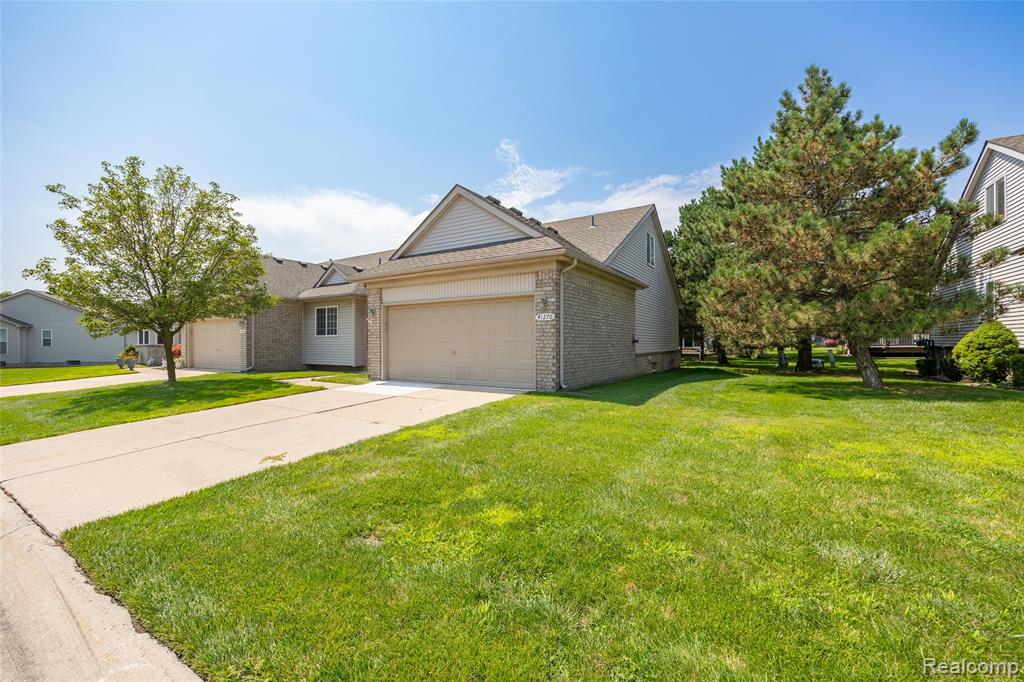 41270 Chancellor Court, Clinton Twp, MI 48038 — Photo 2