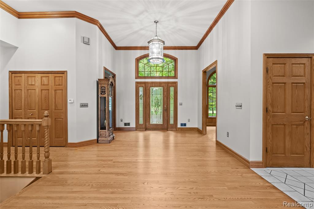 9997 APPLEGATE Lane, Brighton, MI 48114 — Photo 8