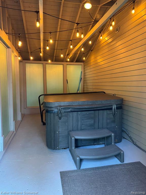861 W LEWISTON Avenue, Ferndale, MI 48220 — Photo 20