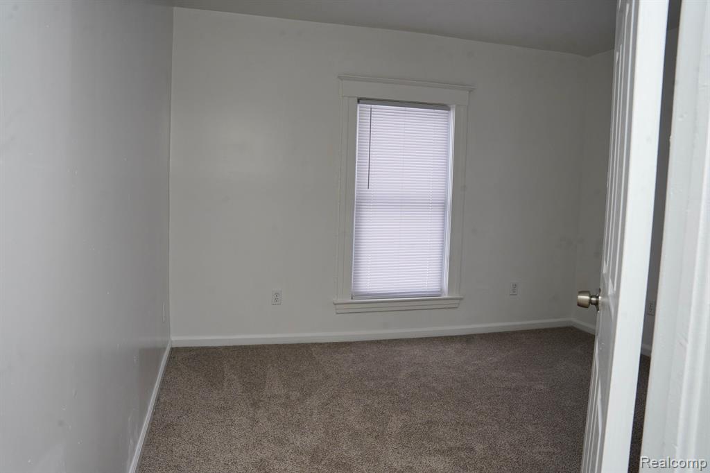 81 WILLARD Street, Pontiac, MI 48342 — Photo 16