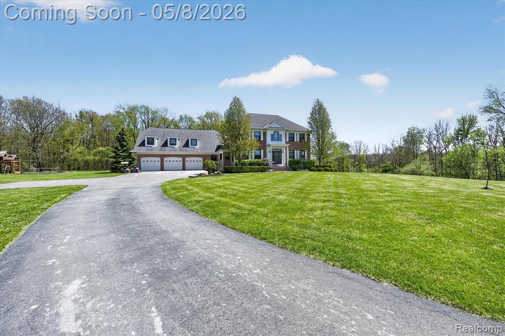 7156 Manor Lane, Fowlerville, MI 48836 — Photo 2