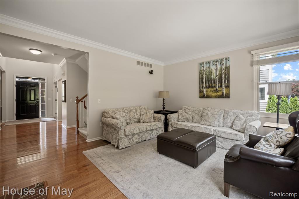 6066 Strawberry Circle, Commerce Twp, MI 48382 — Photo 12