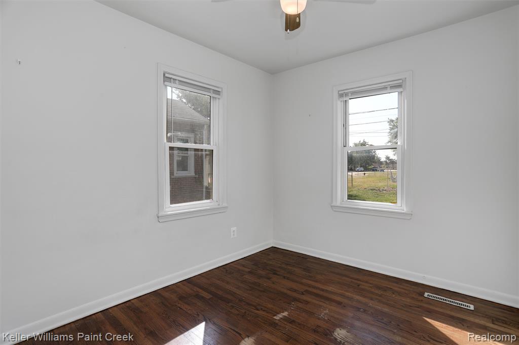 8736 Studebaker Avenue, Warren, MI 48089 — Photo 13
