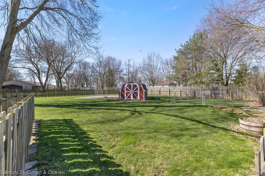 7652 LABO Road, South Rockwood, MI — Photo 19