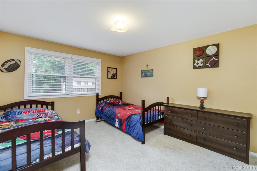 48124 LIBERTY Drive, Shelby Twp, MI 48315 — Photo 23