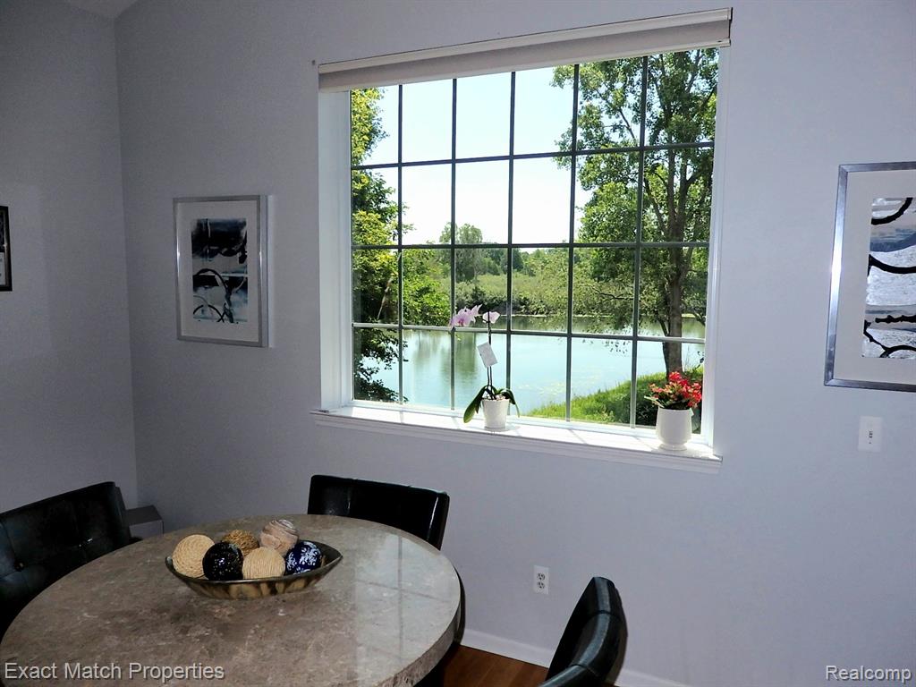 971 Sloane Court, 4, White Lake, MI — Photo 22