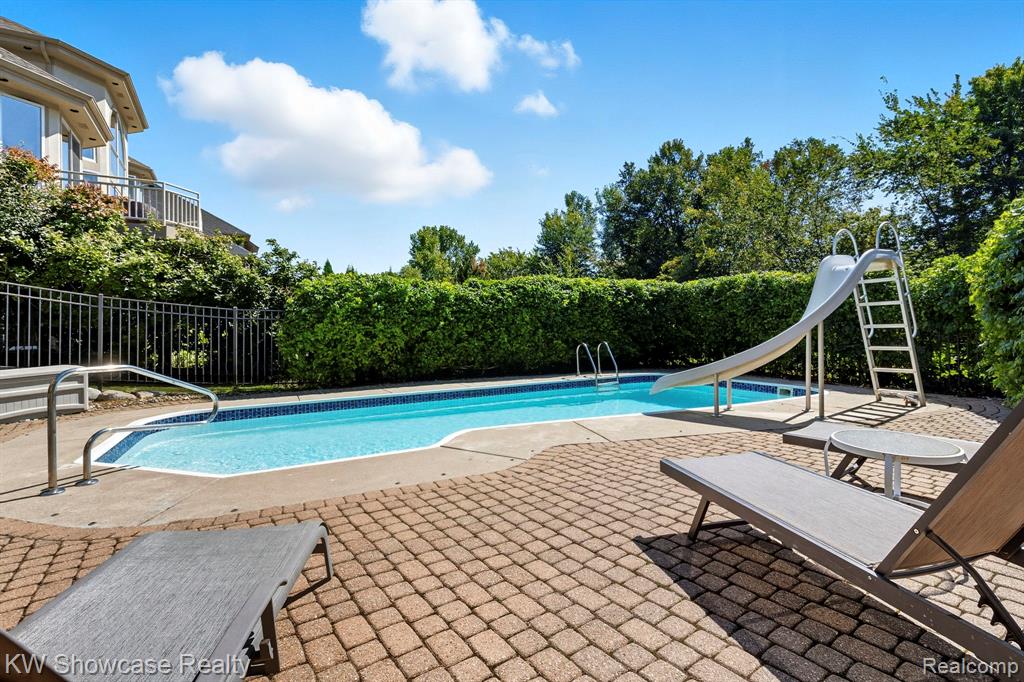 1539 Wandrei Court, Commerce Twp, MI 48382 — Photo 61