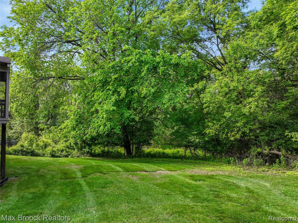 5844 INDEPENDENCE Lane, West Bloomfield, MI — Photo 51