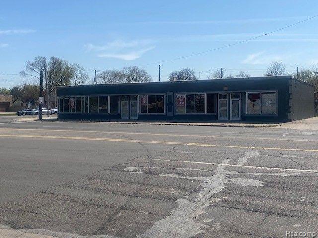 16120 MOROSS Road - Photo 2