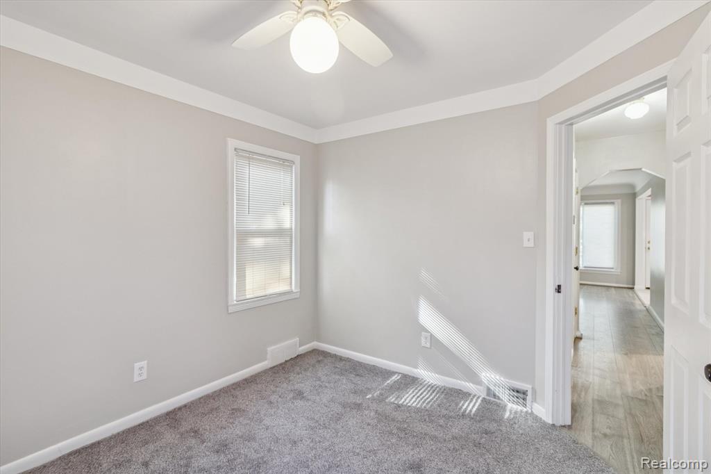 7853 Robinson Avenue, Allen Park, MI 48101 — Photo 26