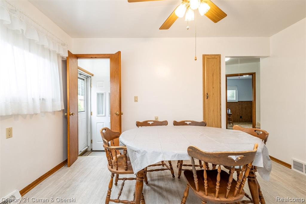 6216 Kinmore Street, Dearborn Heights, MI 48127 — Photo 14