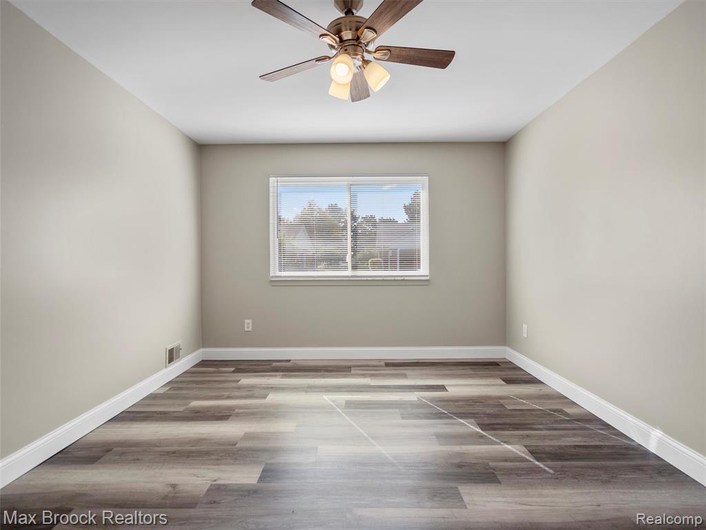 628 Country Club Drive, 23, Saint Clair Shores, MI 48082 — Photo 15