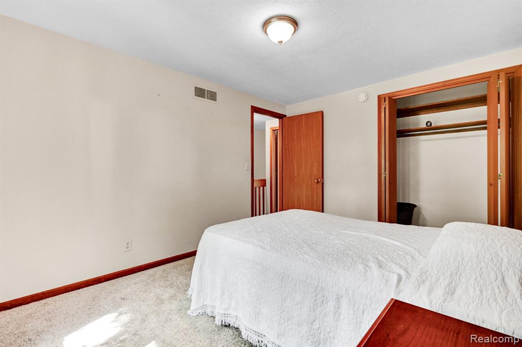 436 Dutch Hill Drive, Lansing, MI 48917 — Photo 6
