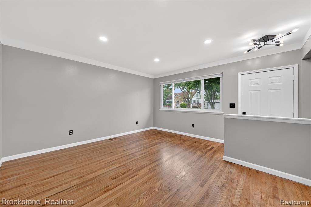24915 Tallman Avenue, Warren, MI 48089 — Photo 14