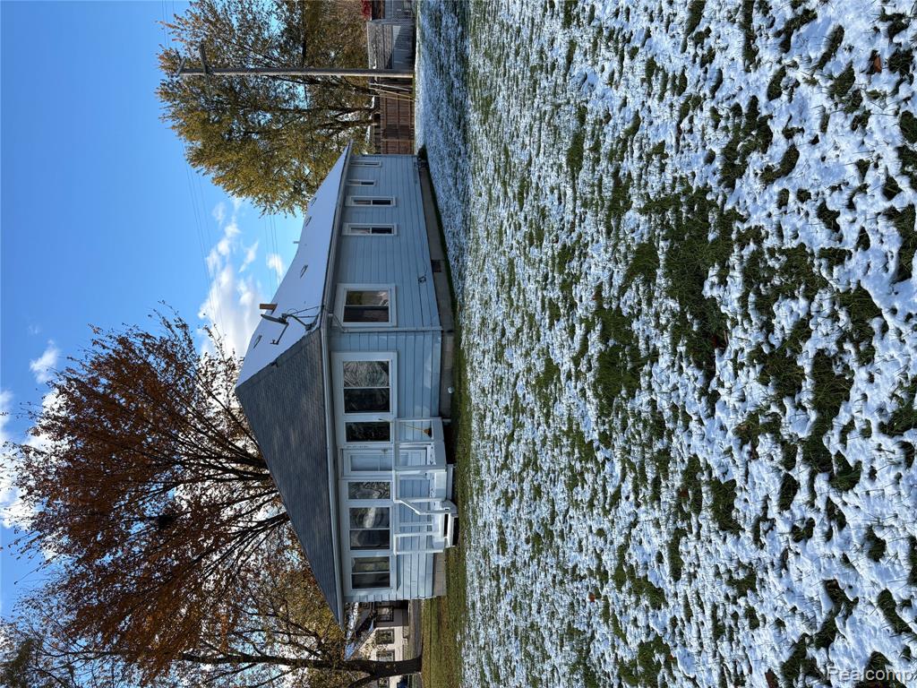 3363 Parkwood Avenue, Frenchtown, MI 48162 — front exterior