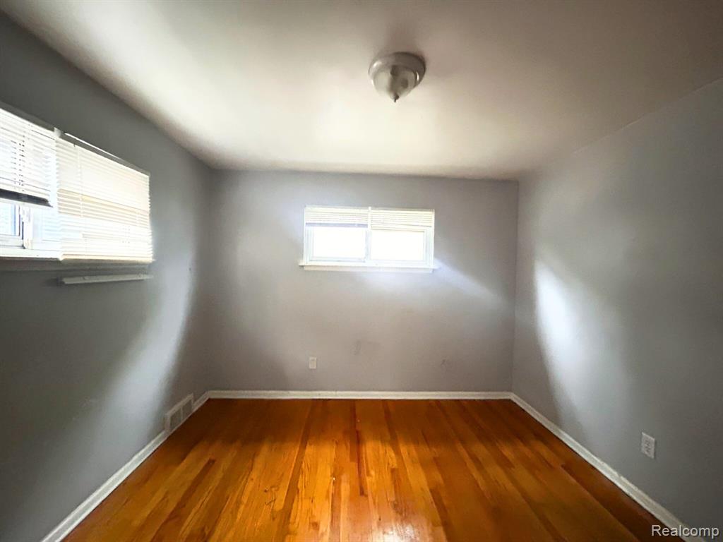 19977 Cushing Street, Detroit, MI 48205 — Photo 15