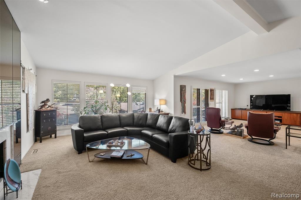 4297 Wabeek Lake Drive S, 26, Bloomfield Hills, MI 48302 — Photo 4