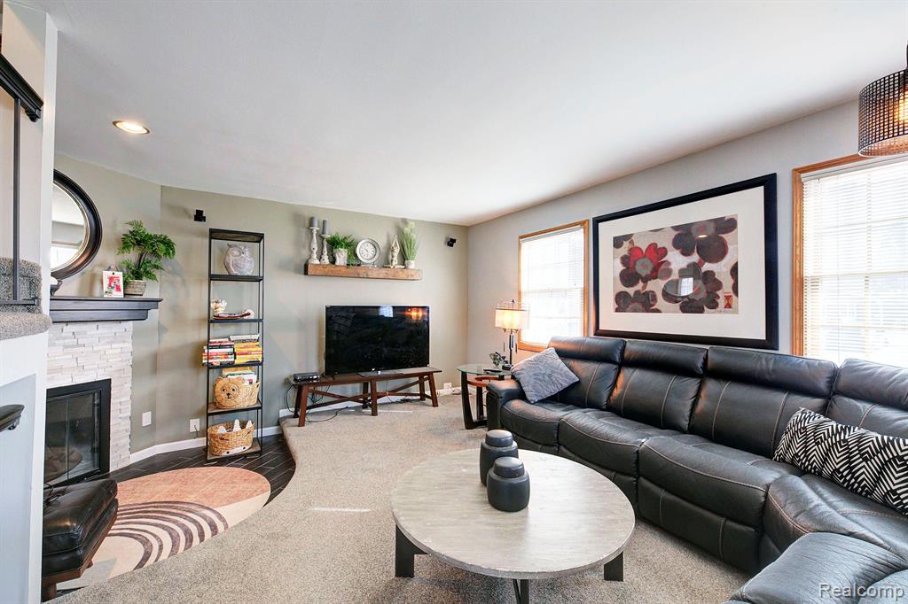 19341 ANDOVER CT, Northville, MI 48167 — Photo 23