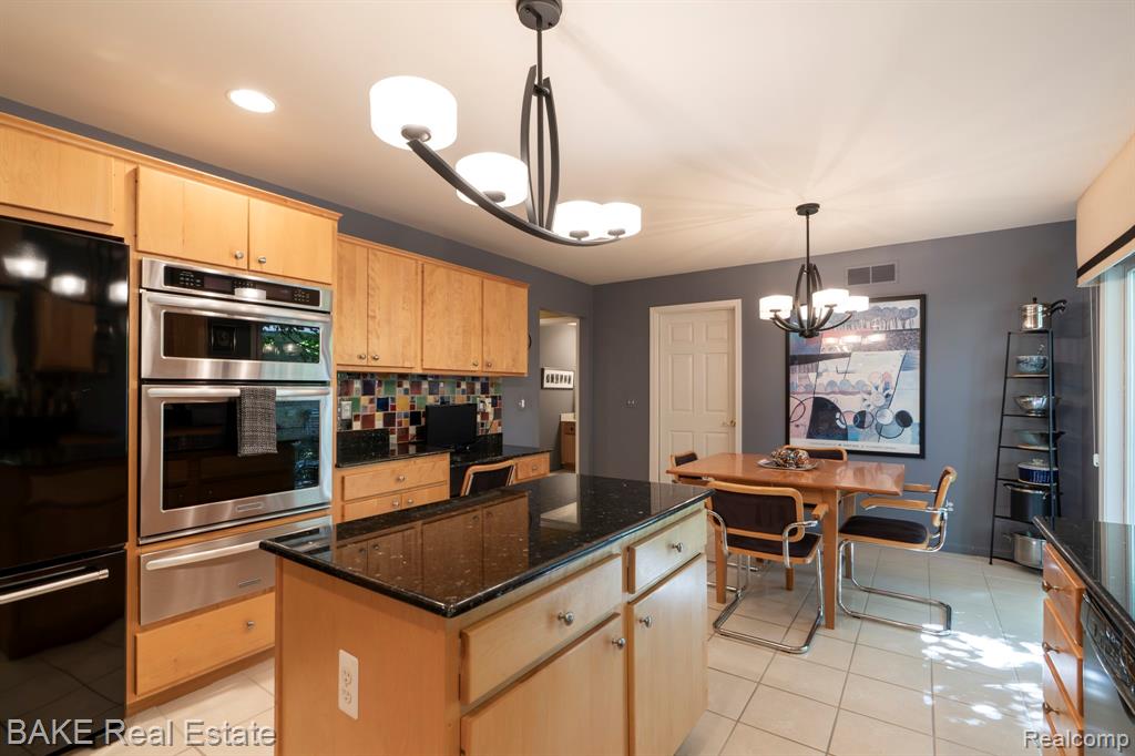 9407 Timberline Court, Plymouth, MI 48170 — Photo 21