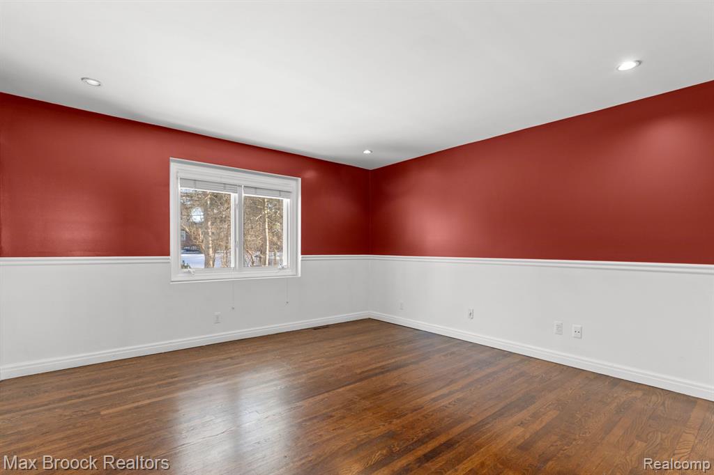 565 WESTBOURNE Drive, Bloomfield Hills, MI 48301 — Photo 16