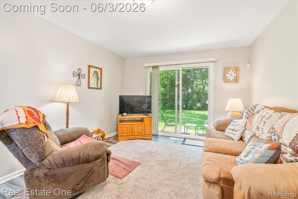 30624 Krauter Street, Garden City, MI — Photo 32