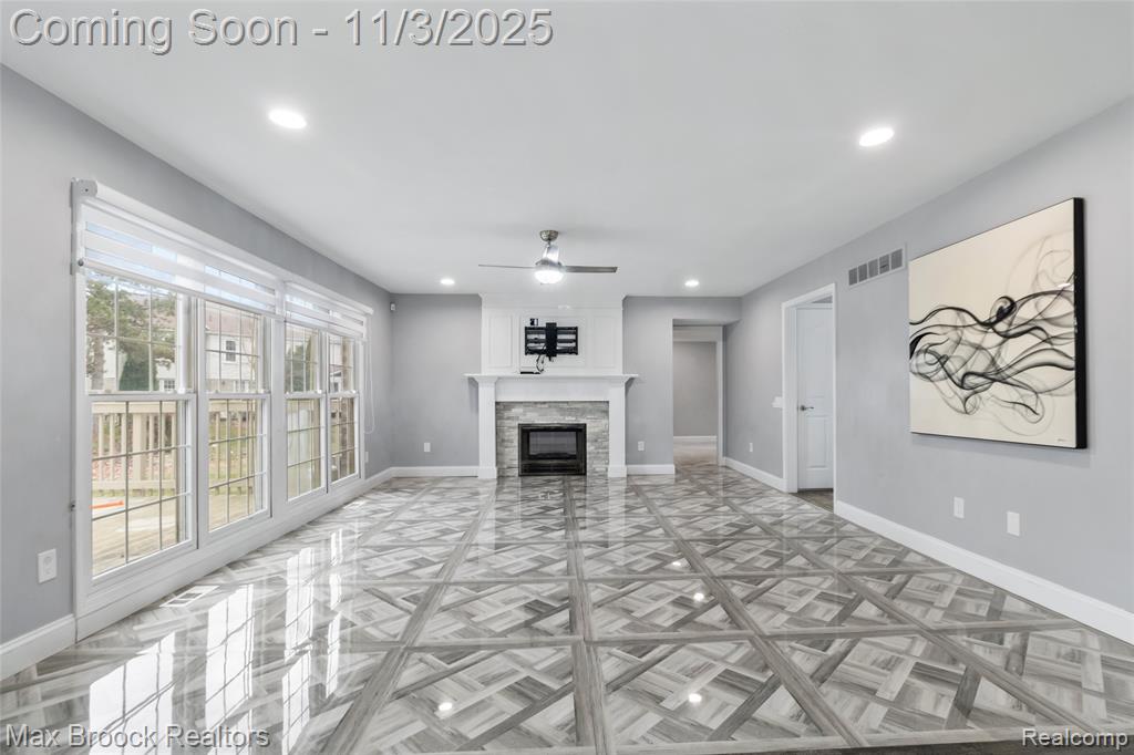 5366 Midchester Court, West Bloomfield, MI 48324 — Photo 10