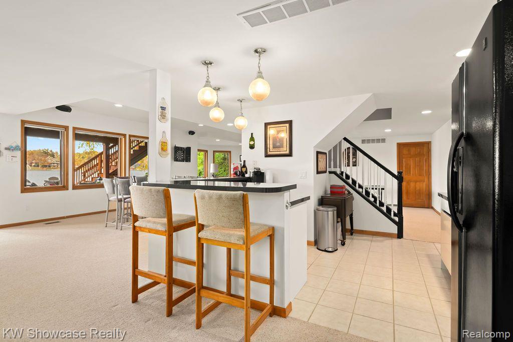 8579 PINE COVE Drive, Commerce Twp, MI 48382 — Photo 47
