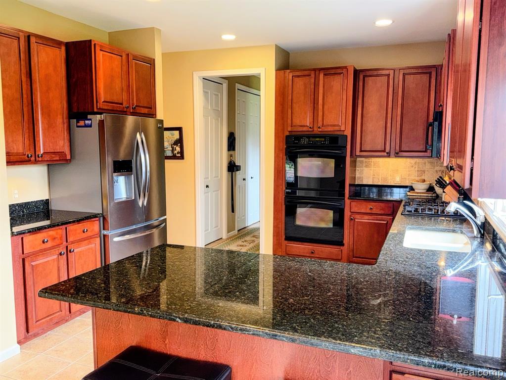 7350 Pine Vista Drive, Brighton, MI 48116 — Photo 20