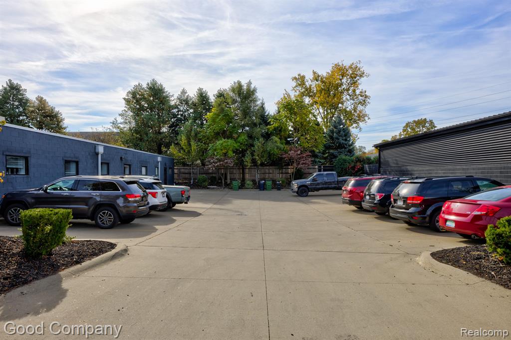 628 E PARENT Avenue, Royal Oak, MI 48067 — Photo 18