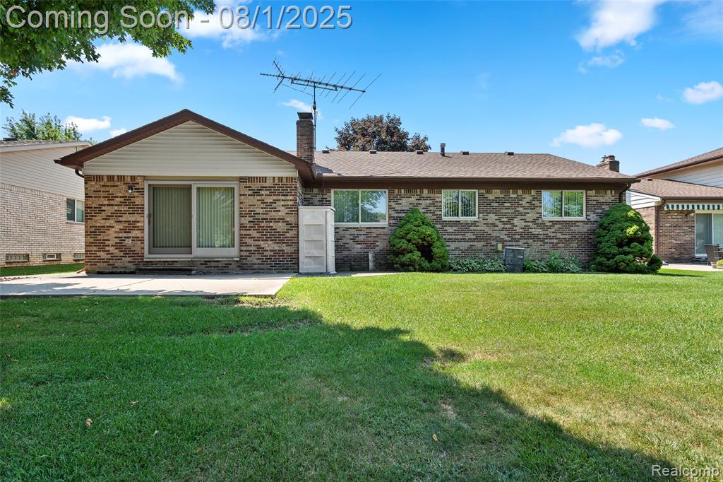 45184 Indian Creek Drive, Canton, MI 48187 — Photo 25