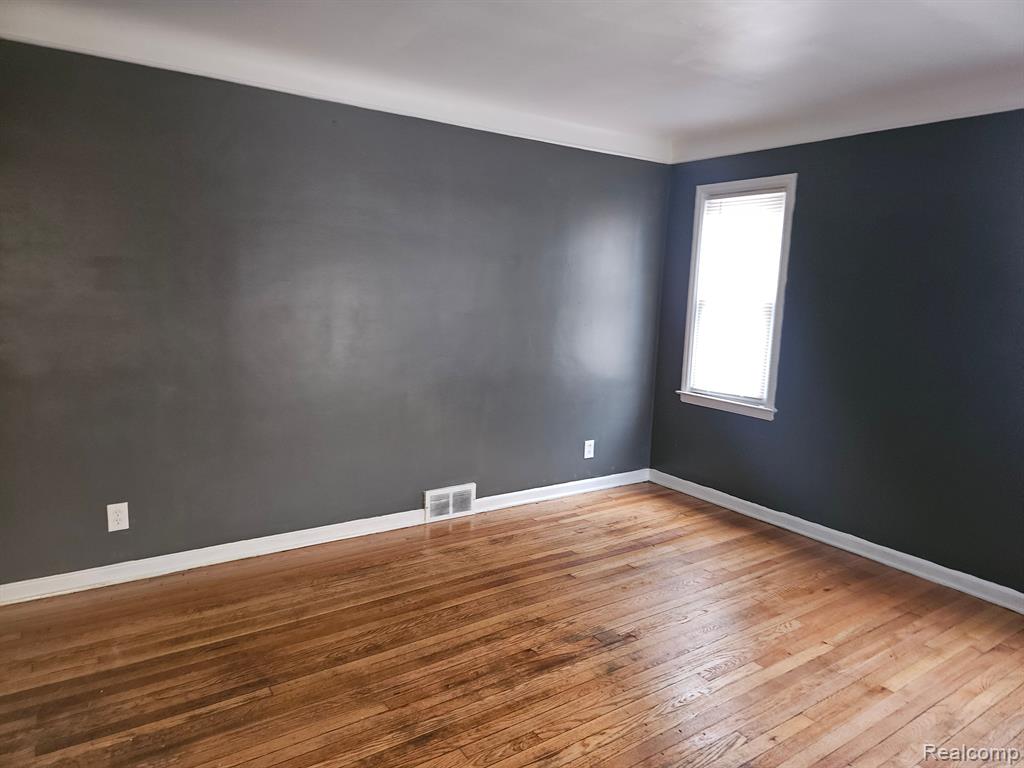 6110 FARMBROOK Street, Detroit, MI 48224 — Photo 3