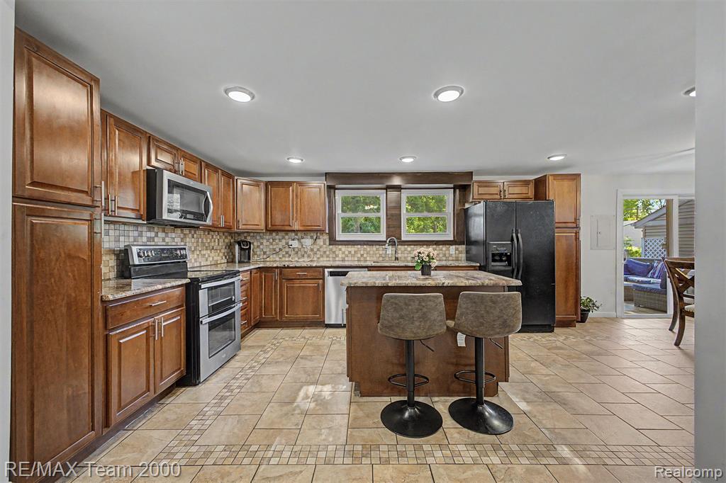 13867 Humphrey Street, Southgate, MI 48195 — Photo 17
