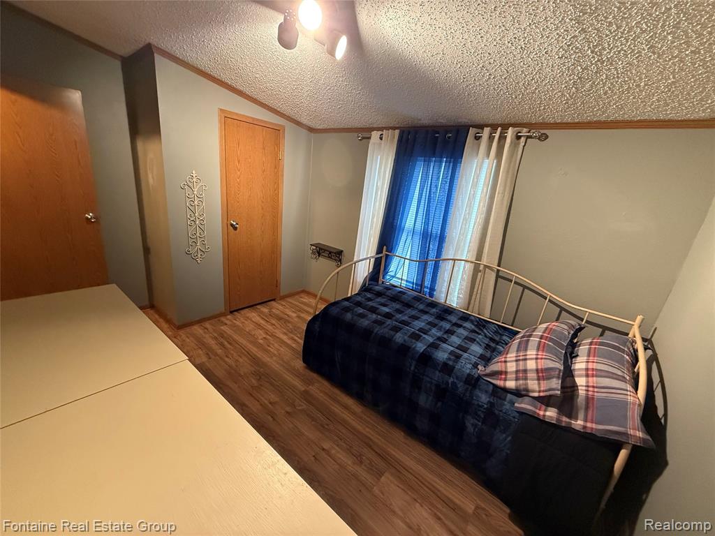 6678 Laramie, Romulus, MI 48174 — Photo 27