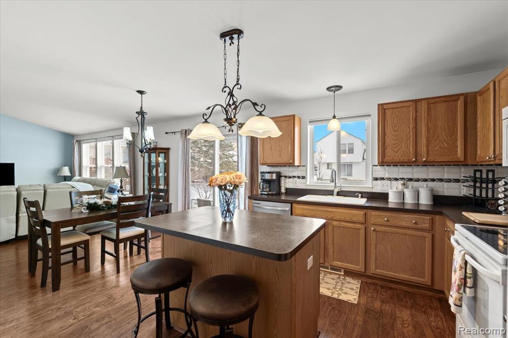5071 Meadow Crest Circle, Holly, MI 48442 — Photo 11