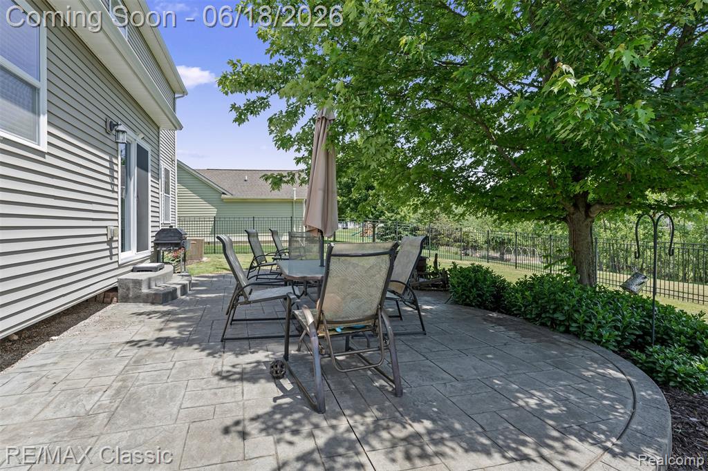 10884 Bouldercrest Drive, South Lyon, MI 48178 — Photo 17