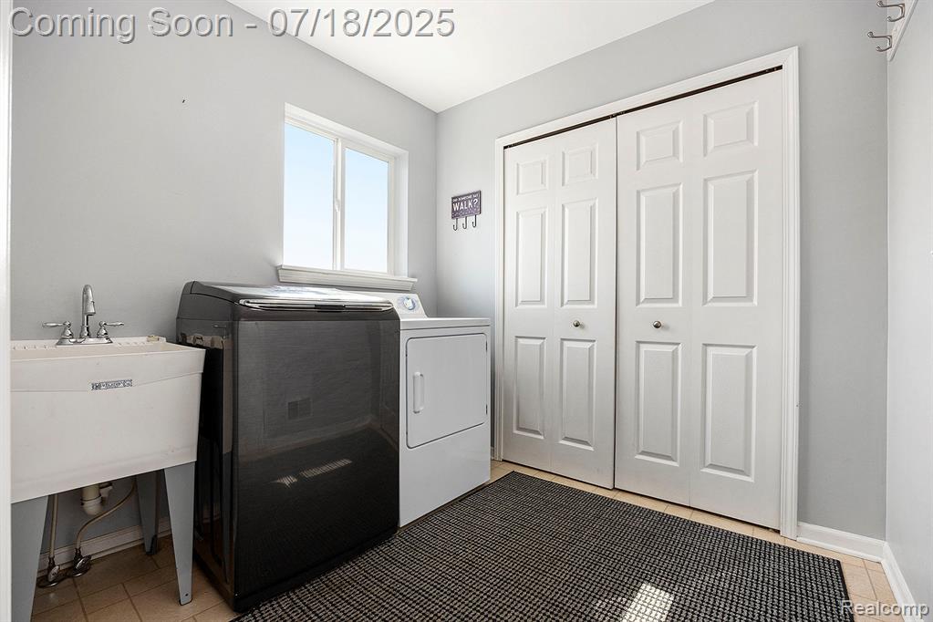 7419 Seymour Road, Swartz Creek, MI 48473 — Photo 18