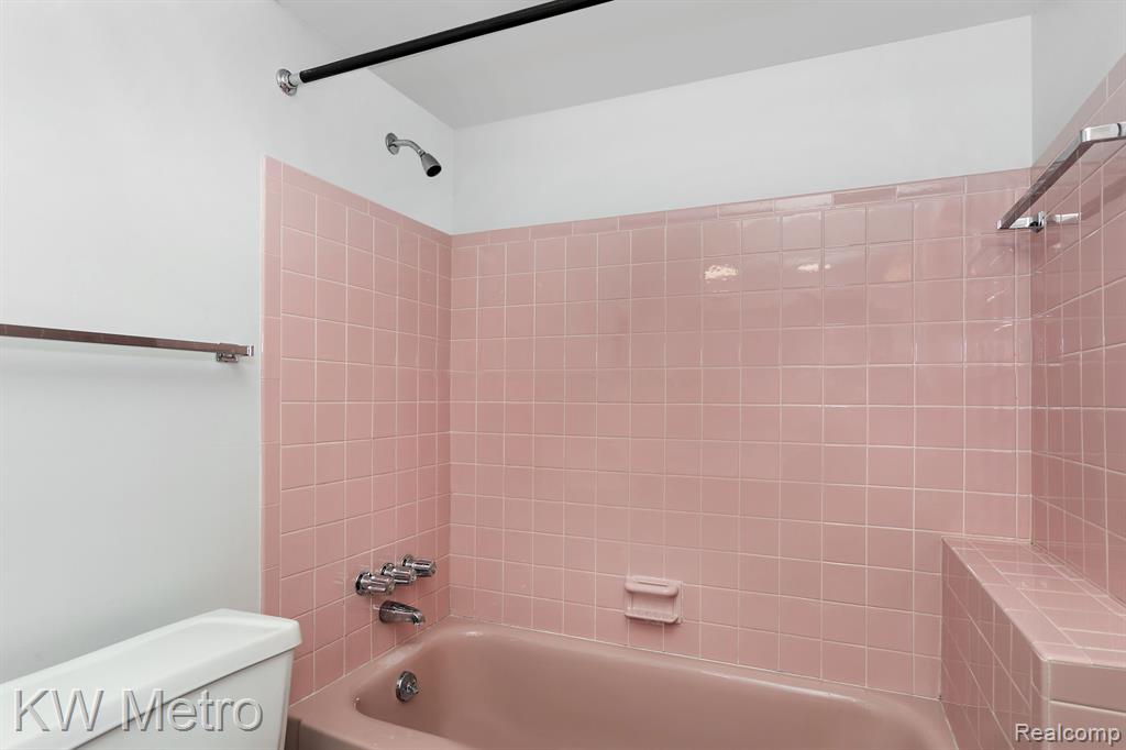 6603 TIMBER RIDGE Drive, Bloomfield Hills, MI 48301 — Photo 27