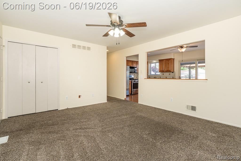 41824 Clayton Street, Clinton Twp, MI 48038 — Photo 6