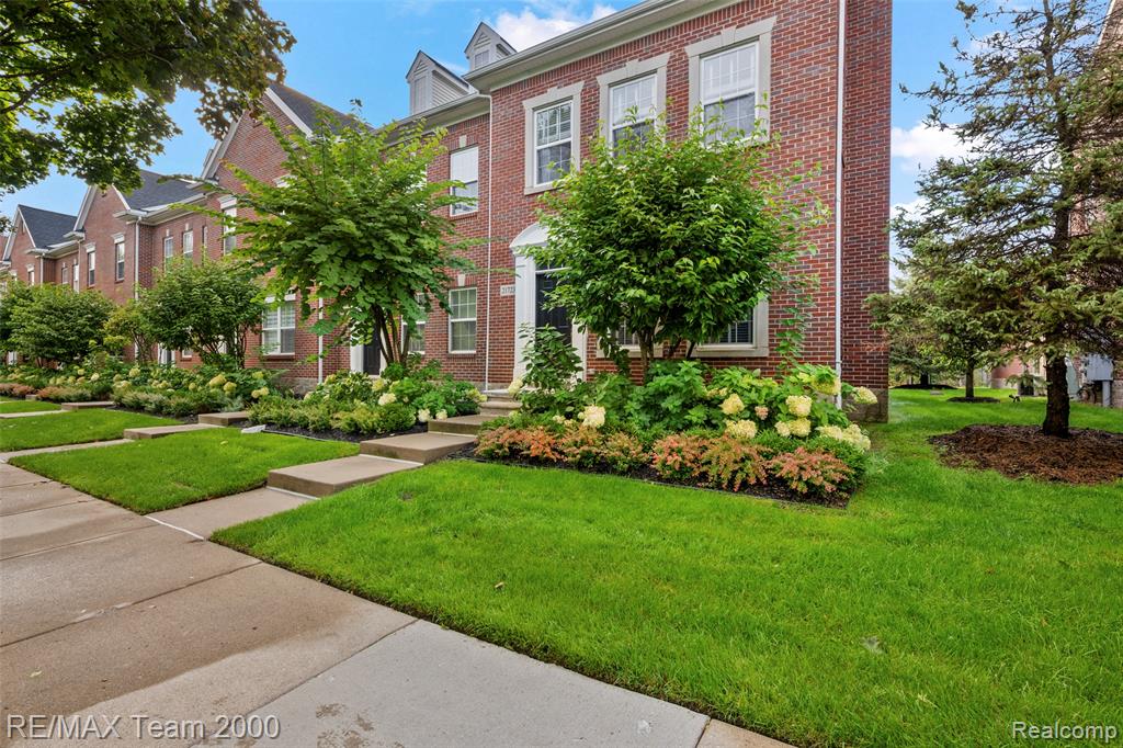 21723 Garrison Street, 23, Dearborn, MI 48124 — Photo 2