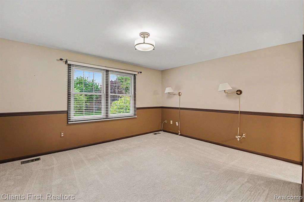 42542 Knollwood Court, Northville, MI 48168 — Photo 19