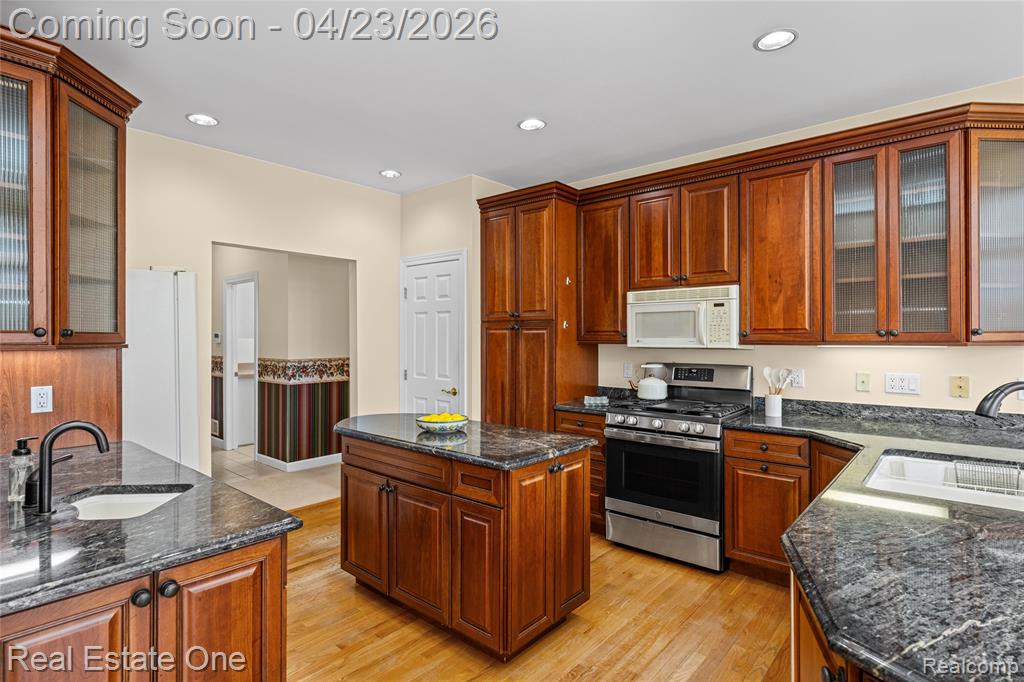 8183 Caribou Lake Lane, Clarkston, MI — Photo 12