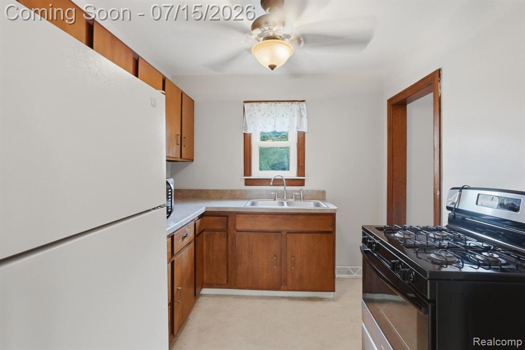 7571 Marlowe Road, Van Buren, MI 48111 — Photo 8