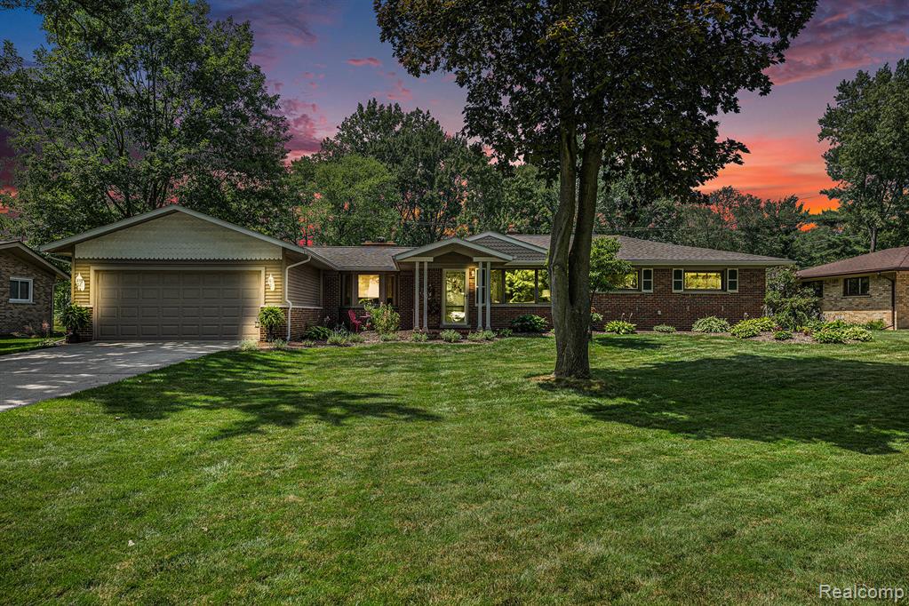 53321 Suzanne Avenue, Shelby Twp, MI 48316 — Photo 2
