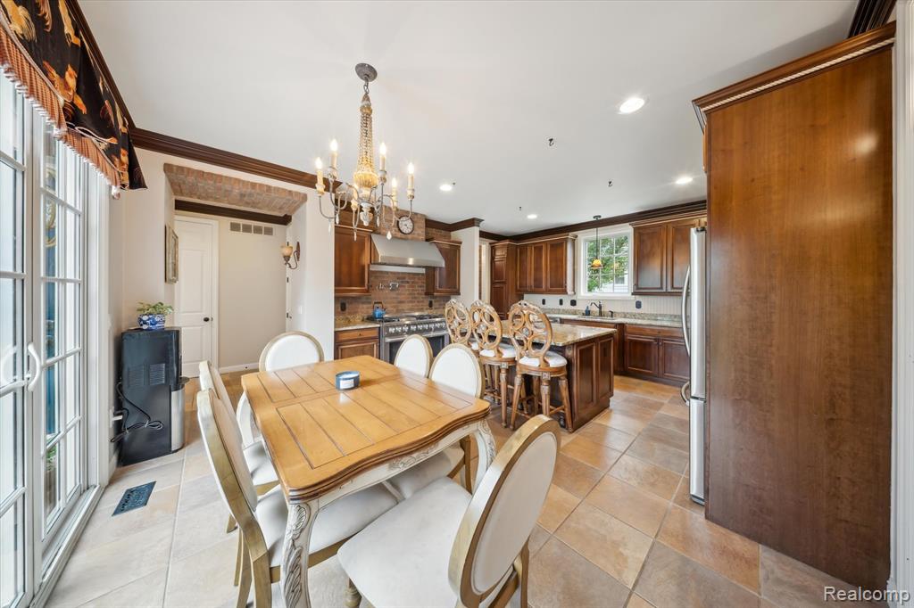 595 McKinley Circle, Canton, MI 48188 — Photo 14