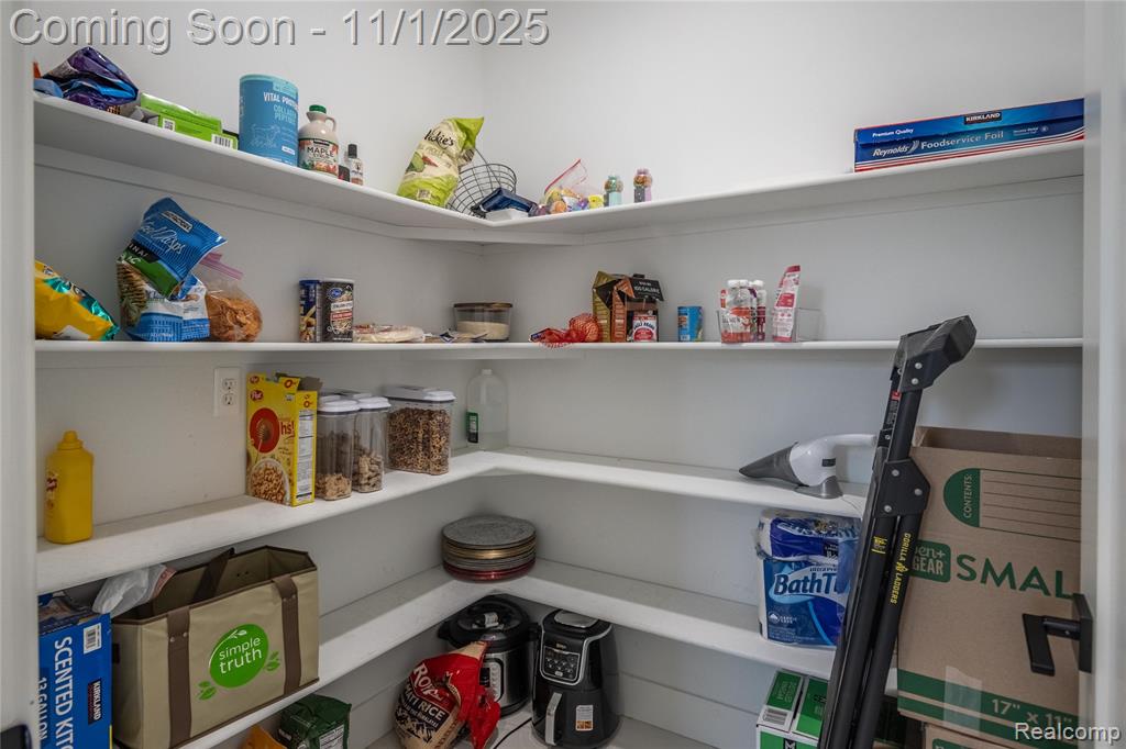 5344 Birch Drive, Springfield, MI 48350 — Photo 22
