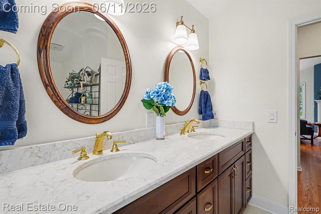 2958 Pine Needle Drive, White Lake, MI 48383 — Photo 19