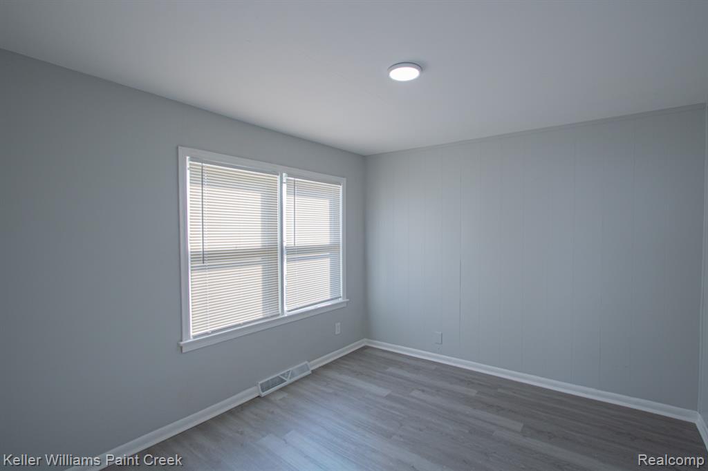 8493 Jewett Avenue, Warren, MI 48089 — Photo 7